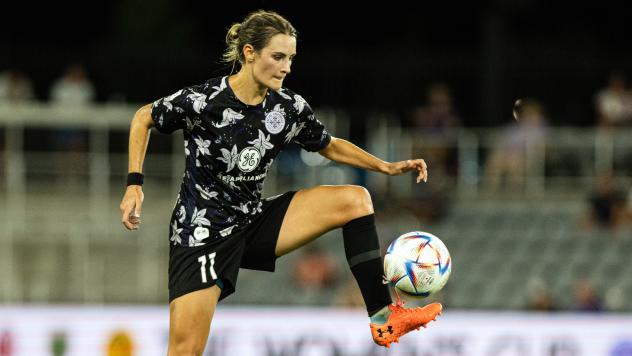 Racing Louisville FC defender Emily Fox