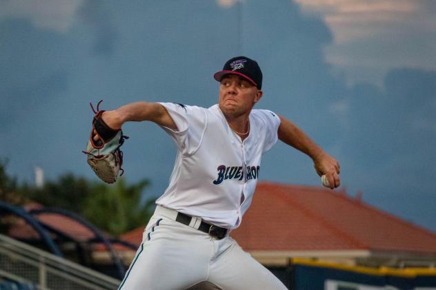 Pensacola Blue Wahoos' Patrick Monteverde in action