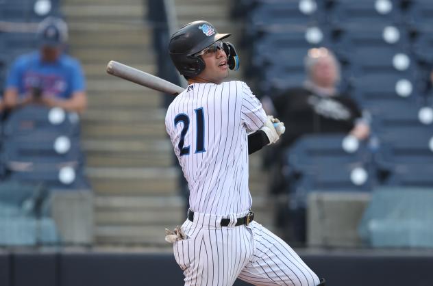 Tampa Tarpons' Glenn Otto at bat