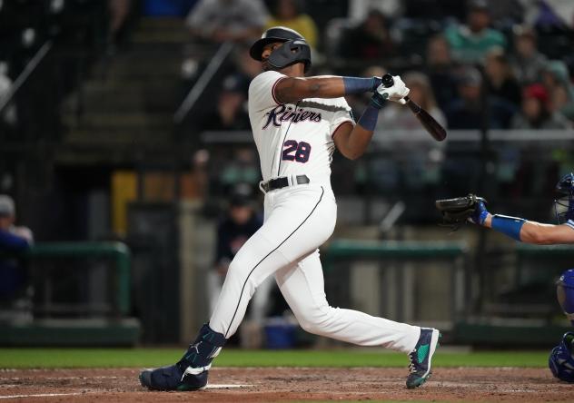 Tacoma Rainiers' Kyle Lewis at bat