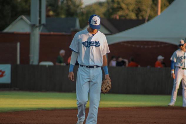Evansville Otters on the field