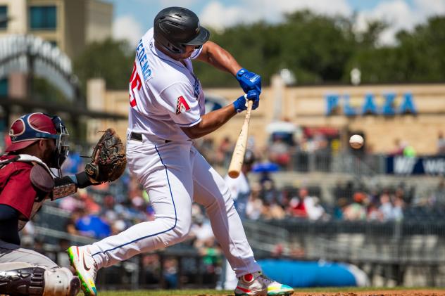 Leandro Cedeño with the Amarillo Sod Poodles