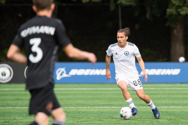 Tacoma Defiance midfielder Adolfo Ovalle