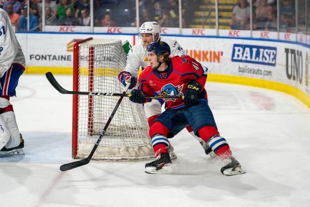 Springfield Thunderbirds forward Will Bitten