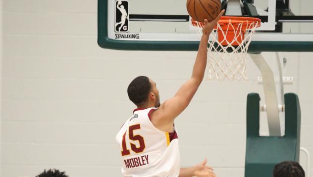 Cleveland Charge forward Isaiah Mobley vs. the Wisconsin Herd