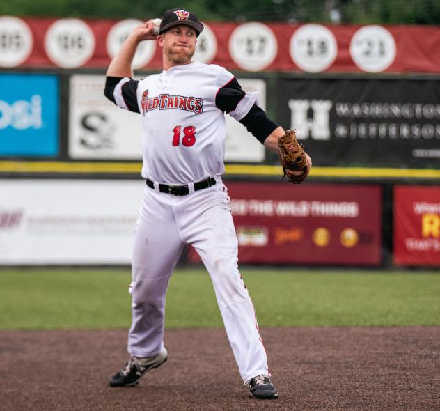 Washington Wild Things third baseman Ian Walters