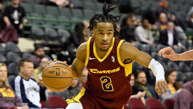 Cleveland Charge's Sharife Cooper in action