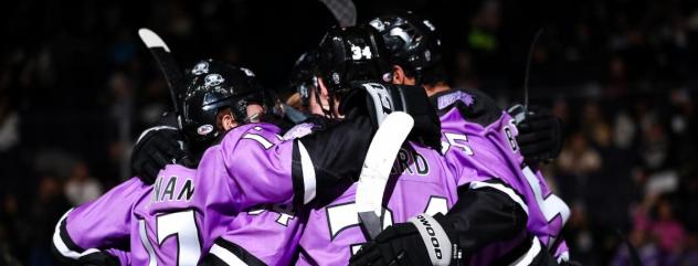 Ontario Reign celebrates win
