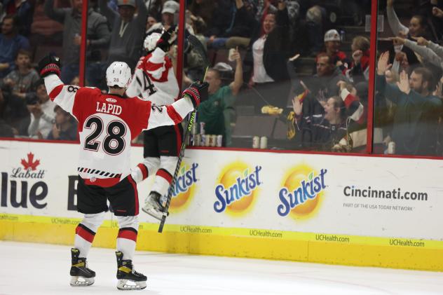 Cincinnati Cyclones' Lee Lapid celebrates win