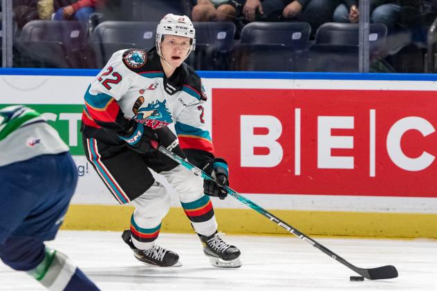 Kelowna Rockets' Gabriel Szturc in action