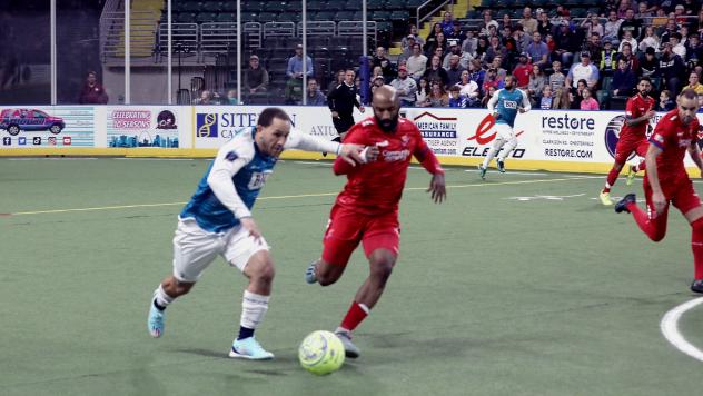 St. Louis Ambush in action against the Kansas City Comets