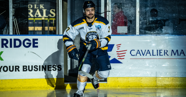 Forward Kenny Hausinger with the Norfolk Admirals