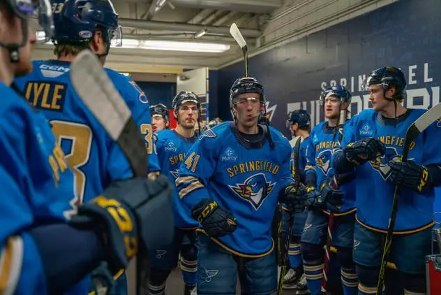 Springfield Thunderbirds prepare to enter the ice