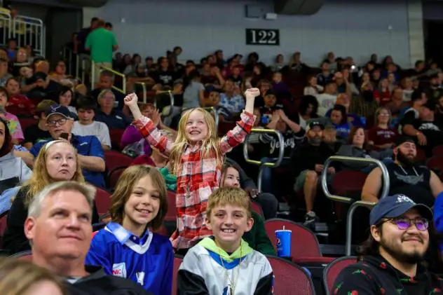 Young Wichita Thunder fans cheer on their team