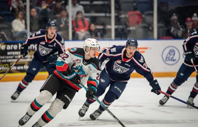 Kelowna Rockets' Gabriel Szturc in action