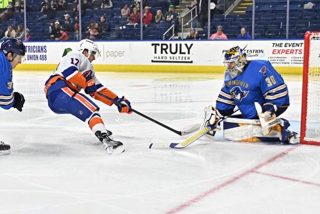 Springfield Thunderbirds goaltender Joel Hofer stops a shot by the Bridgeport Islanders