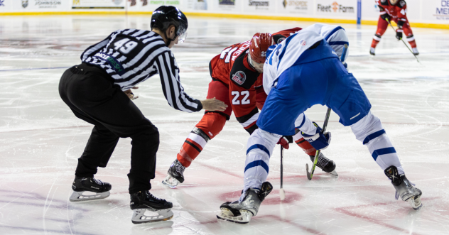 Wichita Thunder face off with the Rapid City Rush