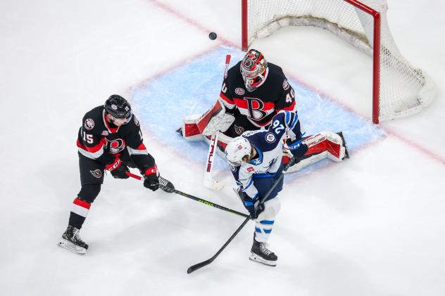 Belleville Senators goaltender Mads Søgaard and defenceman Alex Breton vs. the Manitoba Moose