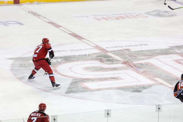 Rapid City Rush defenseman Simon Lavigne