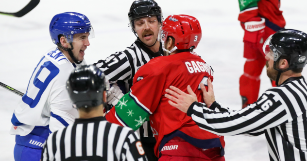 Wichita Thunder and Allen Americans exchange pleasantries