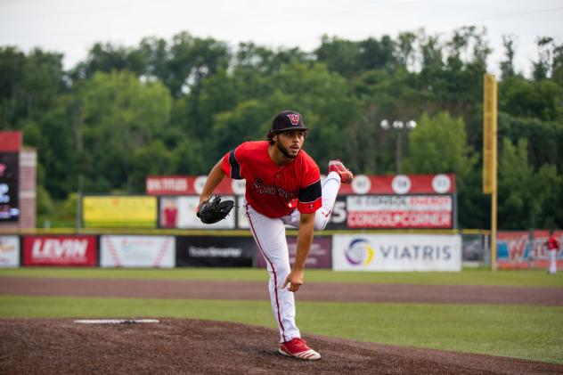 Washington Wild Things pitcher Kobe Foster