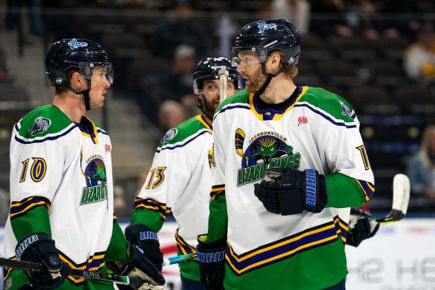 Jacksonville Icemen in their Jacksonville Lizard Kings uniforms