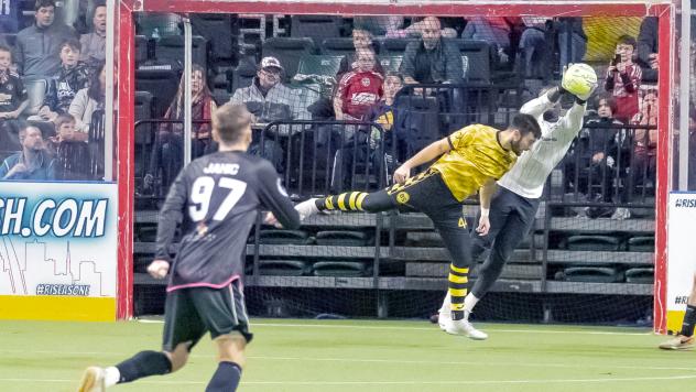 St. Louis Ambush' Ado Jahic And Milwaukee Wave's Alex Steinwascher On The Field