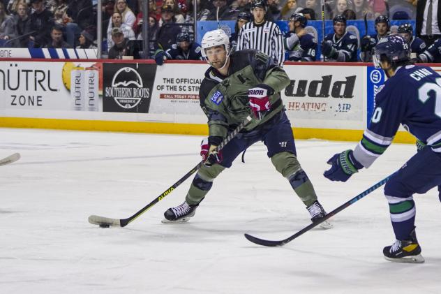 South Carolina Stingrays battle the Florida Everblades