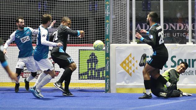 St. Louis Ambush battles Utica City FC