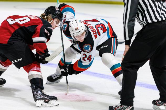 Kelowna Rockets centre Dylan Wightman (right)