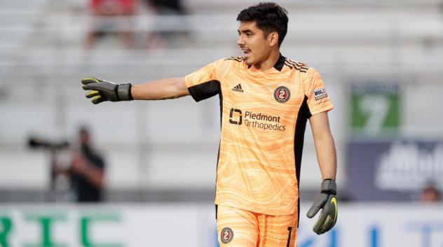 Goalkeeper Rocco Ríos Novo with Atlanta United 2