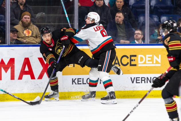 Kelowna Rockets' Grady Lenton in action