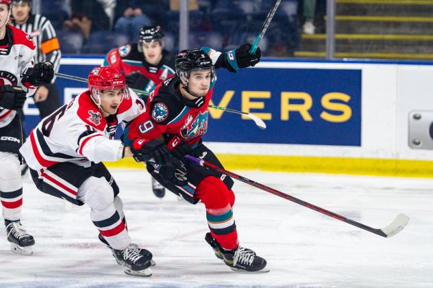 Kelowna Rockets right wing Marcus Pacheco