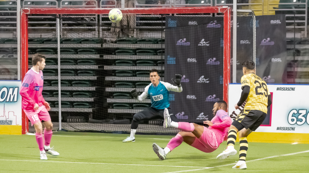 St. Louis Ambush and the Milwaukee Wave on game night
