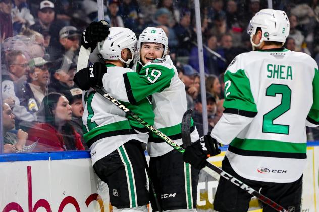 Texas Stars' Mavrik Bourque celebrates win
