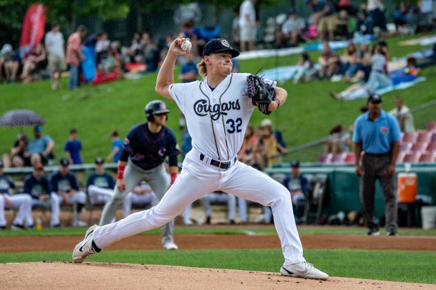 Kane County Cougars pitcher Westin Muir