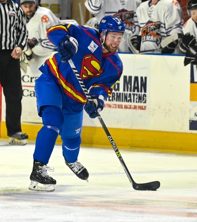 Roanoke Rail Yard Dawgs defenseman Vojtech Zemlicka