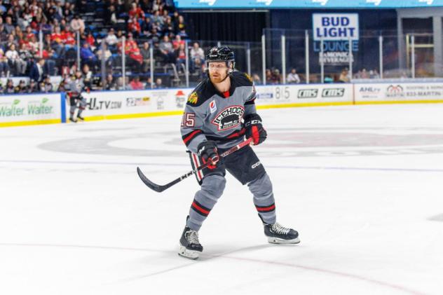 Rockford IceHogs forward Carson Gicewicz