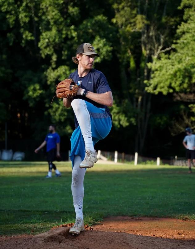 Pitcher Ryan Stinar
