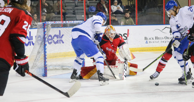 Wichita Thunder look for a score against the Rapid City Rush