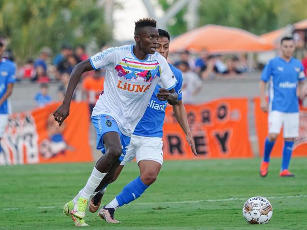 Las Vegas Lights FC's Jordan Ayimbila in action