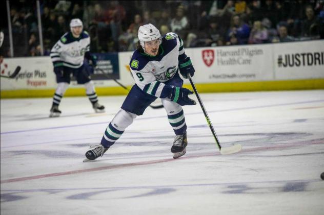 Forward Keltie Jeri-Leon with the Maine Mariners