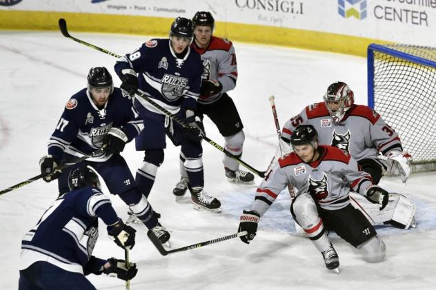 Worcester Railers battle the Adirondack Thunder