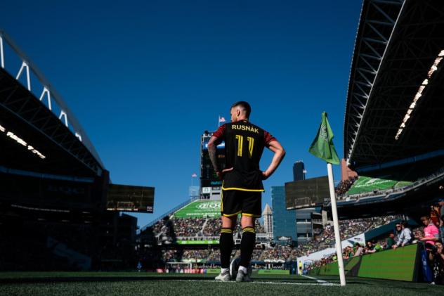 Sounders FC midfielder Albert Rusnák