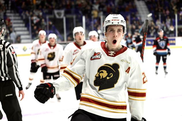 Vancouver Giants' Samuel Honzek celebrates win