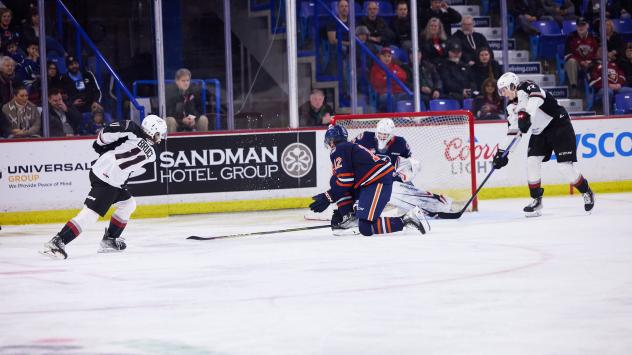 Vancouver Giants shoot against the Kamloops Blazers