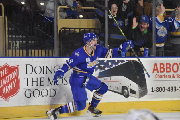 Roanoke Rail Yard Dawgs defenseman Billy Roche