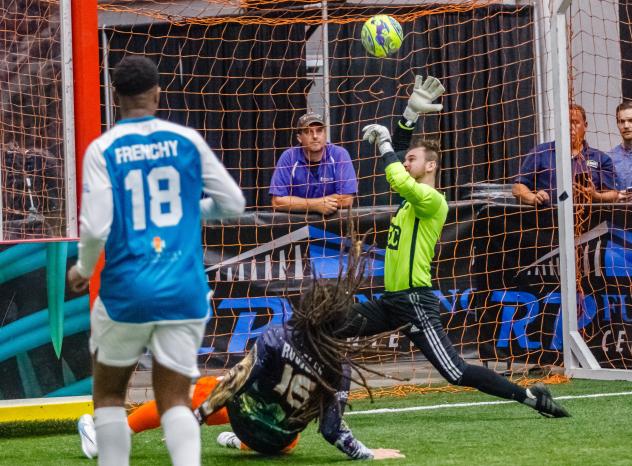 Florida Tropics battle the St. Louis Ambush