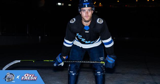 Jacksonville Icemen forward Travis Howe