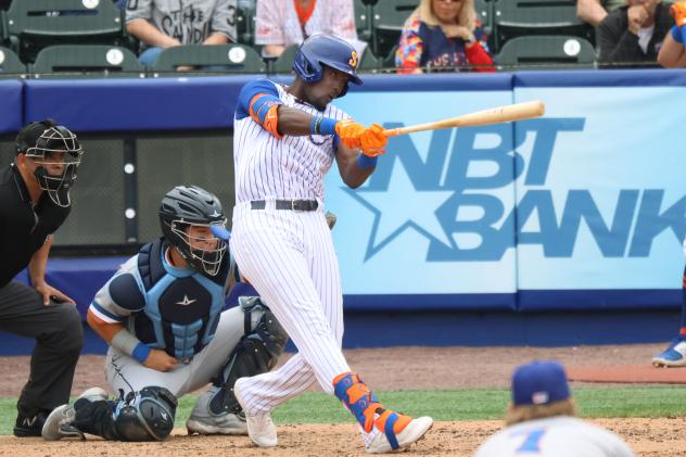 Ronny Mauricio of the Syracuse Mets at bat